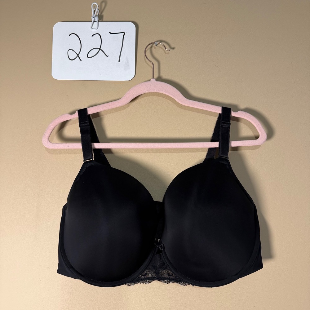 Torrid Curve Black 360 Back Smoothing Push-Up T-Shirt Bra 40DDD plus size